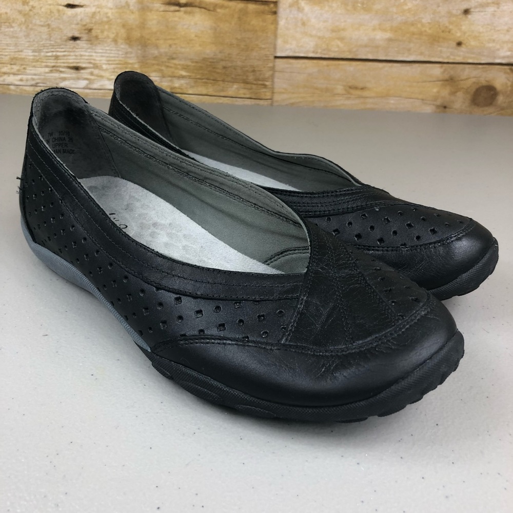 Pr!vo By Clarks Black Leather Slip On Flats Sz 7W